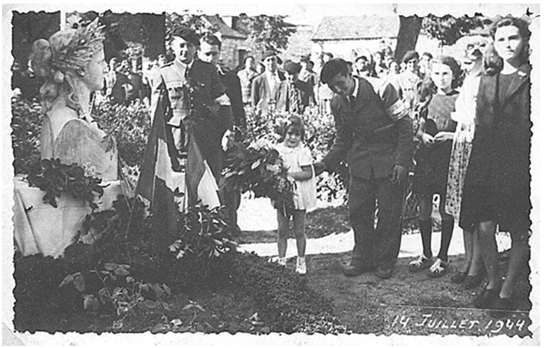 depot de gerbe à martel le 14 juillet 1944