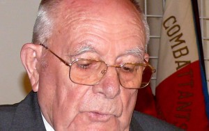 camille-dogneton-lors-du-congres-de-l-anacr-en-2011-a-villefagnan